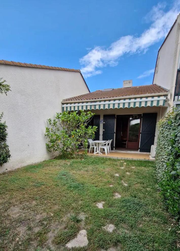 Ferienhaus Hameau Du Rivage Maison En Duplex En Rez De Jardin, Avec Piscine , Proche Plage, Parking Privatif *